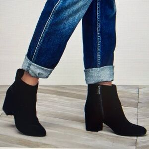 Steve Madden Holster Bootie Black Suede Size 6.5M